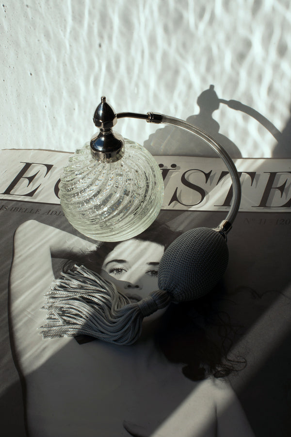 HOME COLLECTION: MURRANO GLASS, PALLADIUM PLATED FIZZ BALL MOUNT, CLEAR, INSERTED SILVER LEAFS